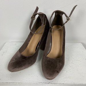 Velvet Heels Size 6